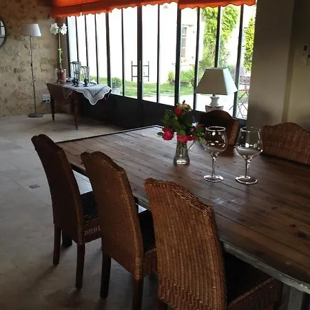 Gæstehus Chateau Nardou Saint-Sulpice-et-Cameyrac