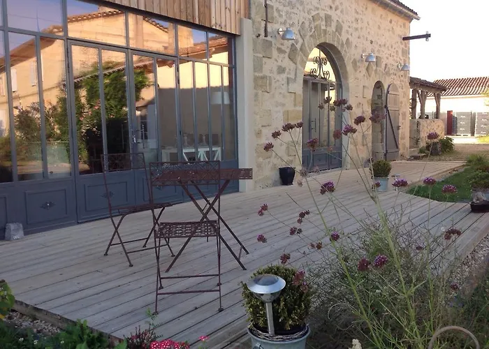 Chateau Nardou Gasthuis *