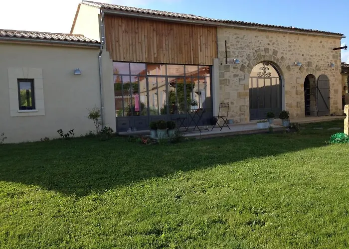 Chateau Nardou Saint-Sulpice-et-Cameyrac